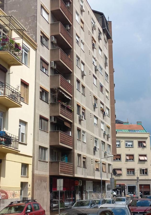 Apartman Central Place Belgrad Exteriör bild